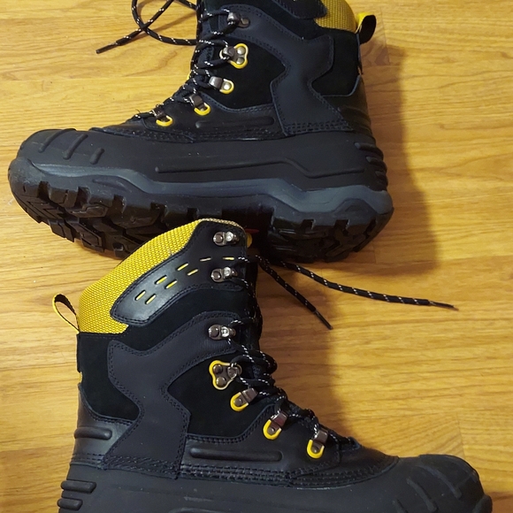 $172 MSRP Kamik sz 9 mens Keystone Gore Tex Boots Waterproof Exc cond - Picture 3 of 7